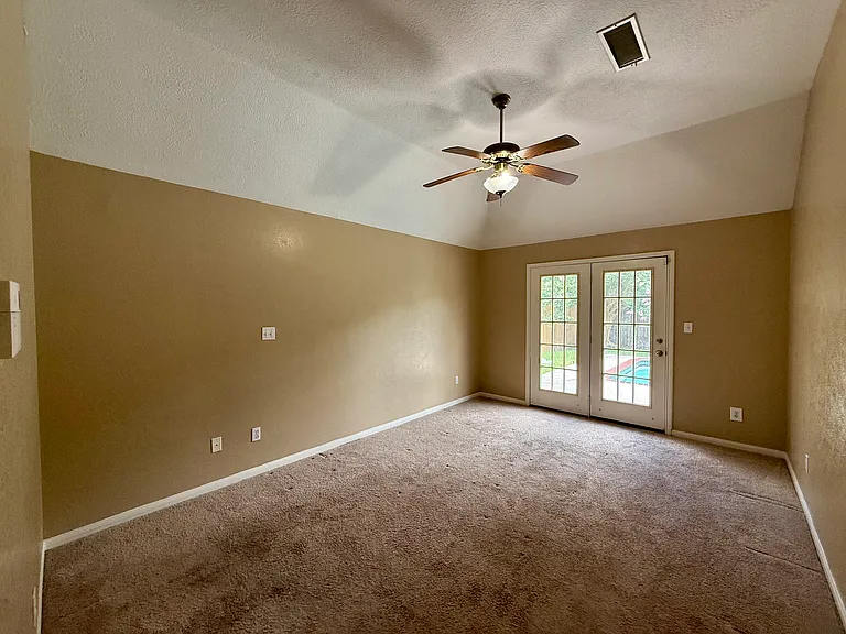 2160 Wildflower Dr — Photo 14