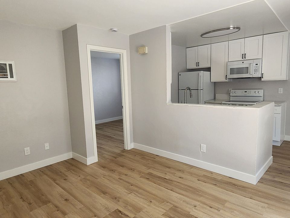 1st image of 4914 67th St APT 6