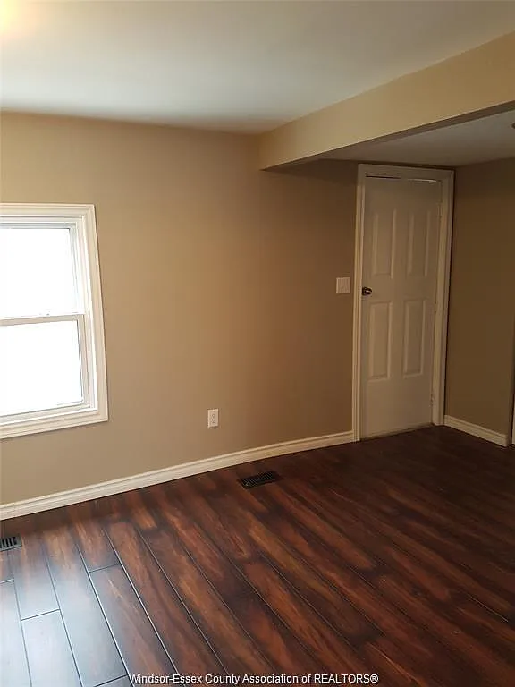 2 bed, $1,350 — Photo 4