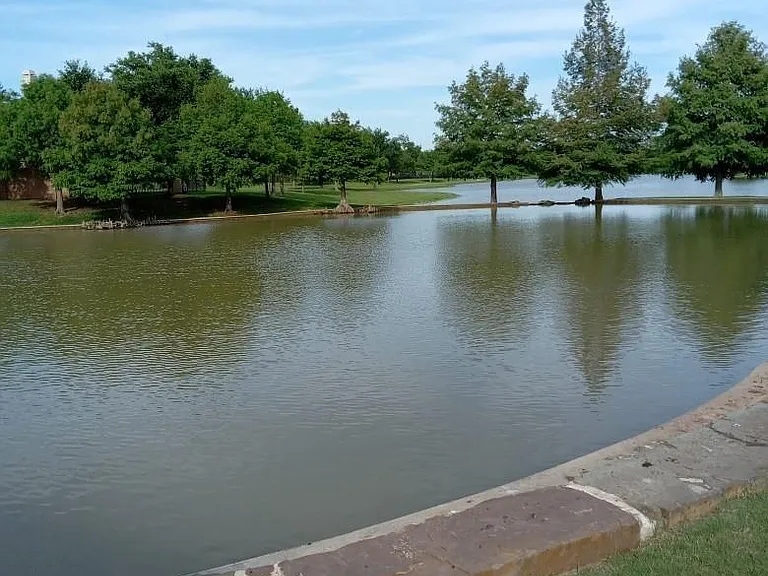 21502 Venture Park Dr — Photo 29