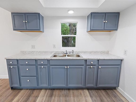 4th image of 27 Story Rd