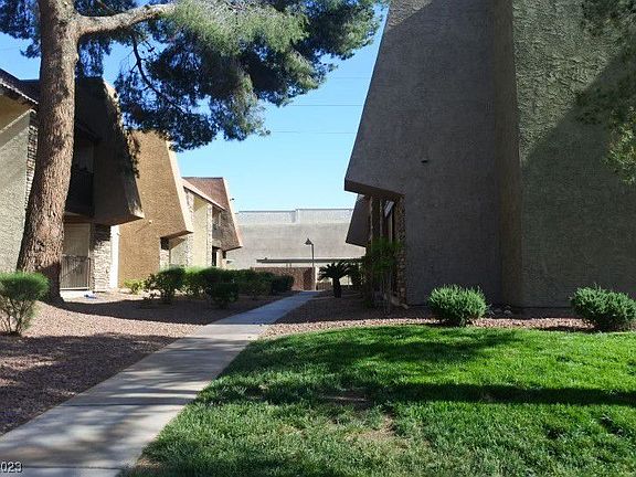 2nd image of 5009 Indian River Dr Unit 154