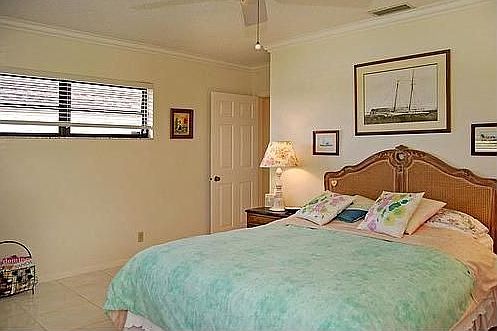 5th image of 10435 Green Trail Dr N