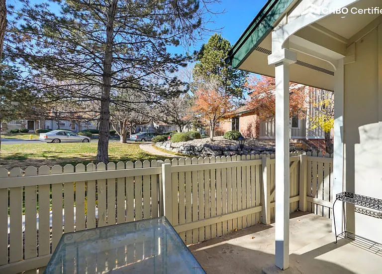 1016 S Fraser Way — Photo 6