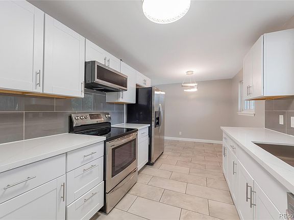 3rd image of 210 E Geddes Avenue