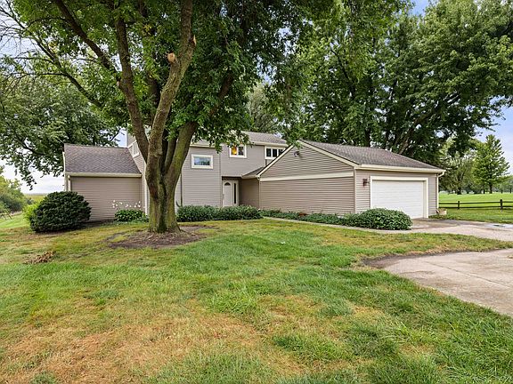 3rd image of 2838 130th St
