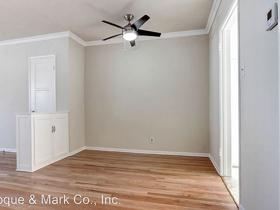 5th image of 3144 S Barrington Ave APT C