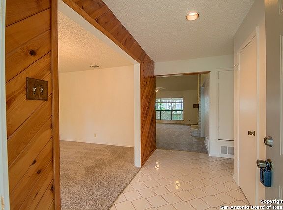 3rd image of 9527 Sinsonte St