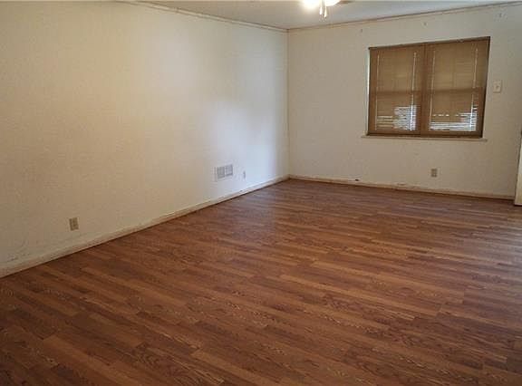 4th image of 107 Bowie Cir