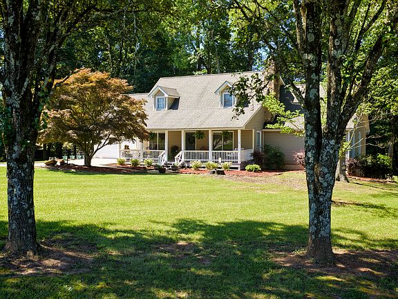 5th image of 211 Little New York Rd