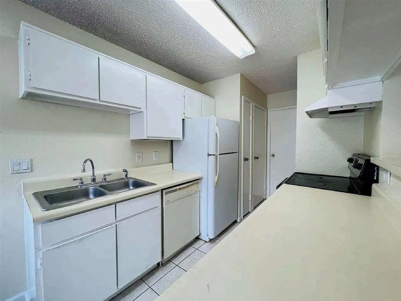 1 bed, 790 sqft, $1,100 — Photo 3