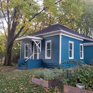 209 10th St, Ames, IA, 50010