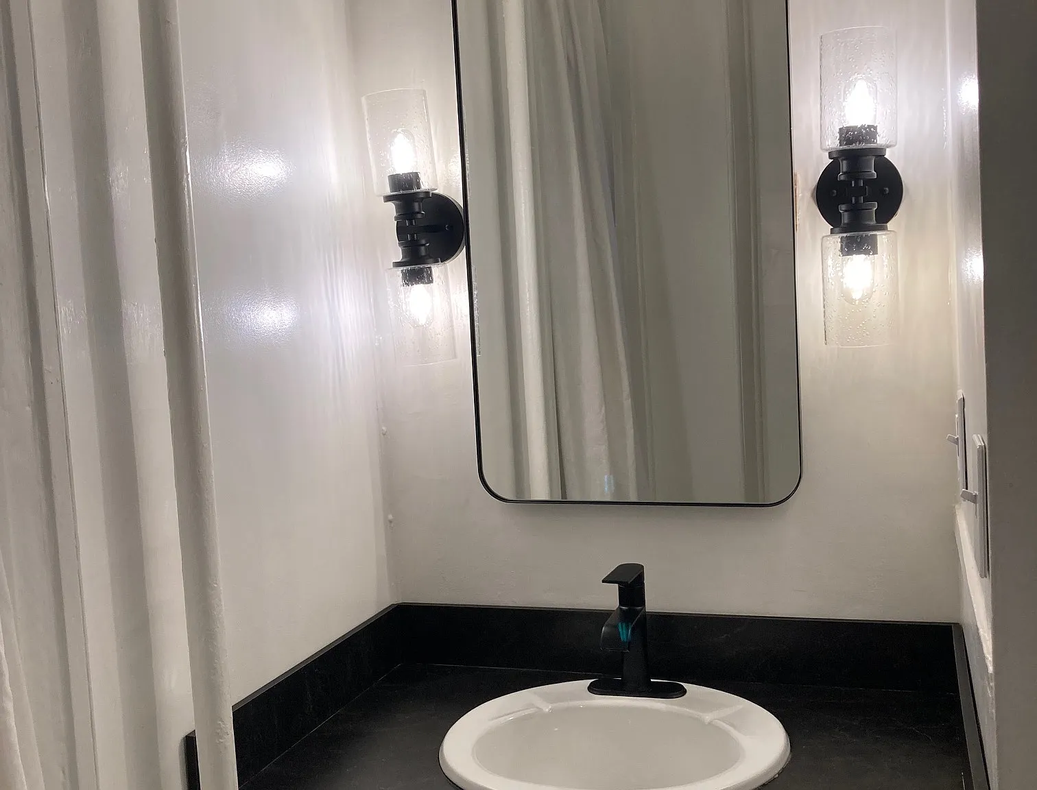 1 bed, 1300 sqft, $1,340 — Photo 1