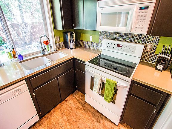 5th image of 3122 NE 181st Ave