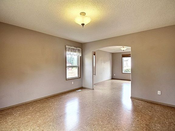3rd image of 28101 NE 176th Pl