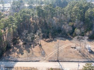 123 Wildcat Pond Rd, Hubert, NC 28539