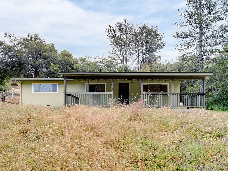 1019 Mount Aukum Ct — Photo 2