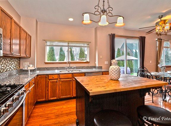 5th image of 6153 Coventry Ct