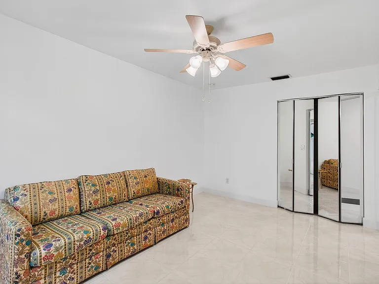 6105 Via Laguna Ln — Photo 43