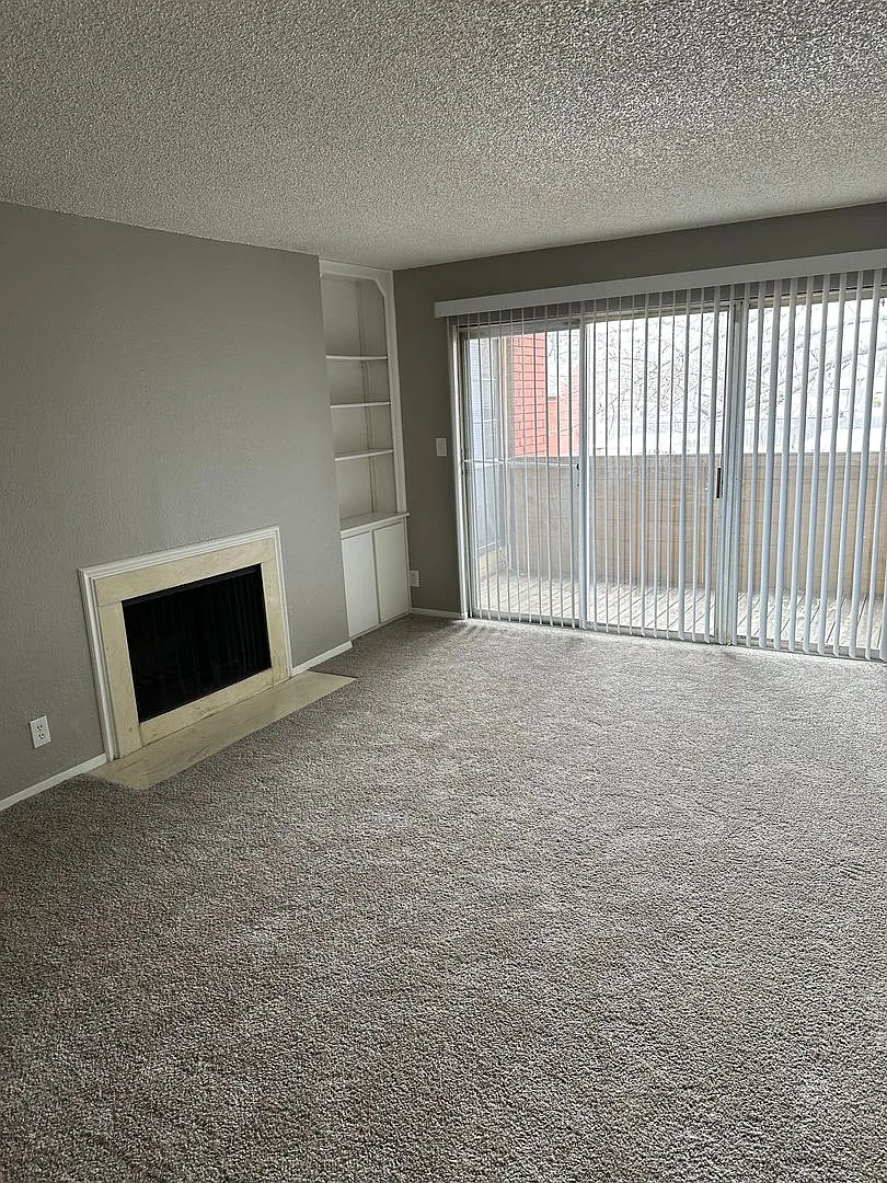 The Lewiston Apartments — Photo 2
