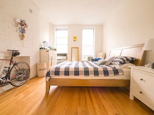 Rented by (Legacy) NY Quality Living Uptown | media 25