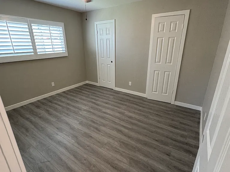 1235 Erringer Rd — Photo 10