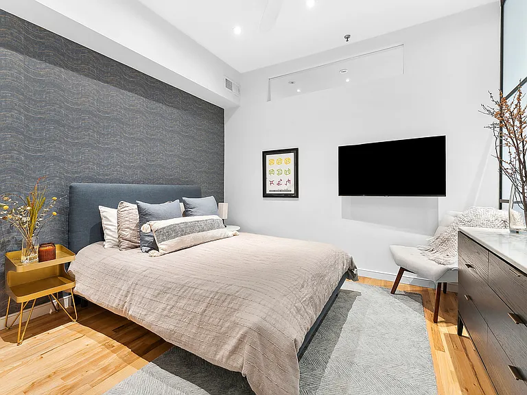 130 Watts St #4N — Photo 7
