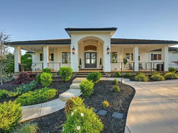 3185 Rattlesnake Rd, Newcastle, CA 95658