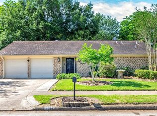 3211 Ripple Creek Cir, Baytown, TX 77521