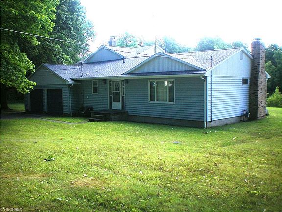 3rd image of 107 White Birch Way