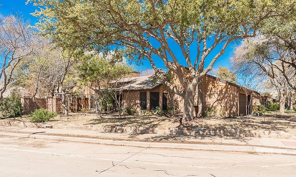 1st image of 3301 Water Oak Ct