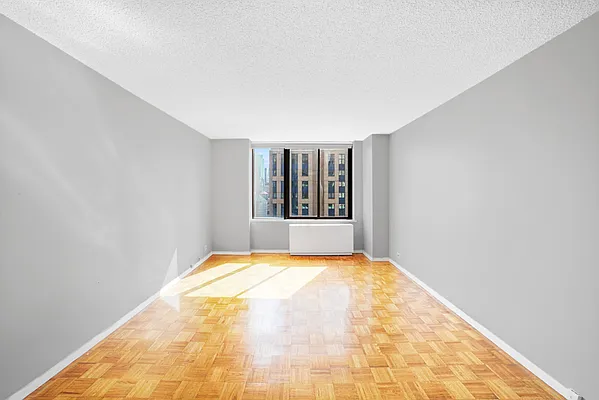 Rented by Oxford Property Group | media 2