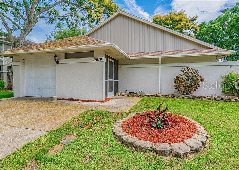 1st image of 11919 Sugar Tree Dr
