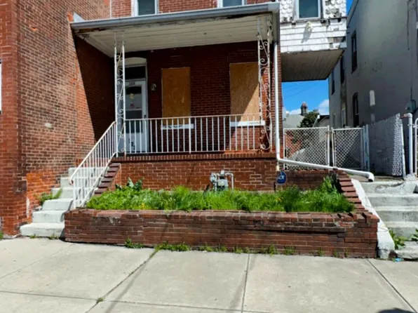 323 Highland Ave, Chester, PA 19013