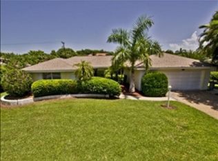 343 7th Ave N, Naples, FL 34102