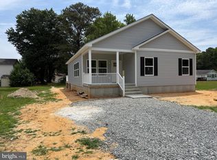 157 Currioman Dr, Montross, VA 22520