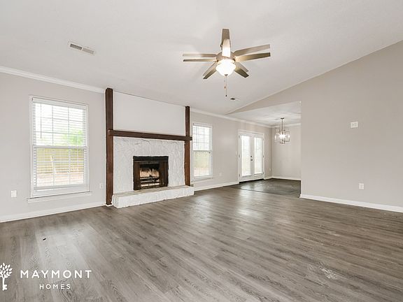 4th image of 98 Peppertree Ln