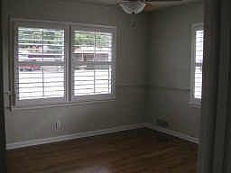 3rd image of 4125 Cummings Dr W