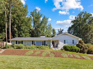 4 Oak Forest Ct, Asheville, NC 28803