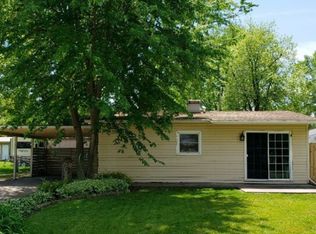 1222 Garden Ln, Galesburg, IL 61401