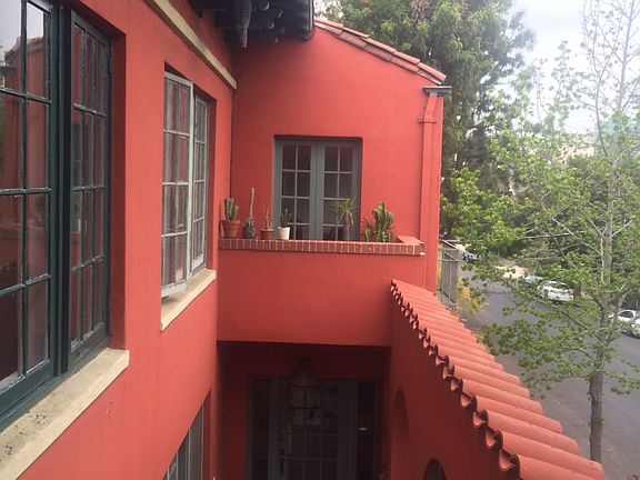 4th image of 4465 W 5th St