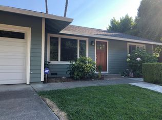 17860 Riverside Dr, Sonoma, CA 95476