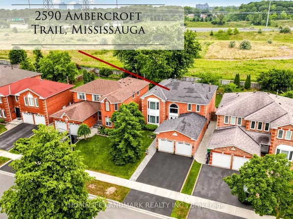 2590 Ambercroft Trl, Mississauga, ON L5M 4K3