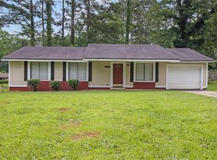 8998 Hurst Ct, Jonesboro, GA 30238