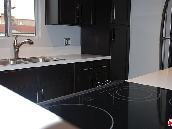 4th image of 10203 Tabor St