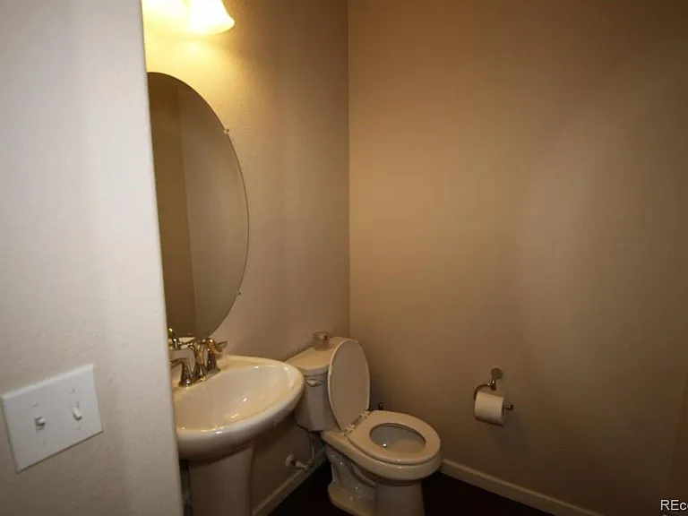 15801 E Broncos Pl — Photo 29