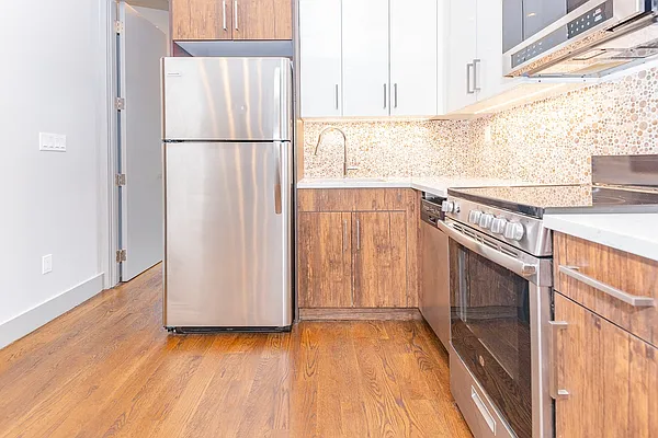 Rented by MySpaceNYC | media 16