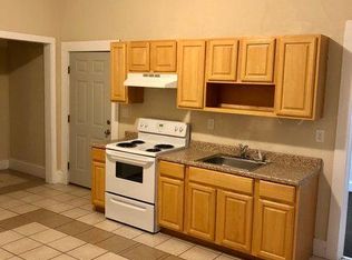 5 Ashland St, Worcester, MA 01609