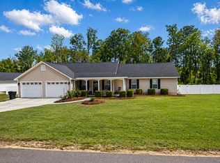 327 Edgewood Cir, Douglas, GA 31533