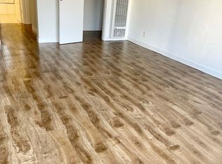12120 Rochester Ave. (Amherst Square), Los Angeles, CA 90025